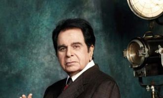 Breaking! Veteran Actor Dilip Kumar Hospitalised!