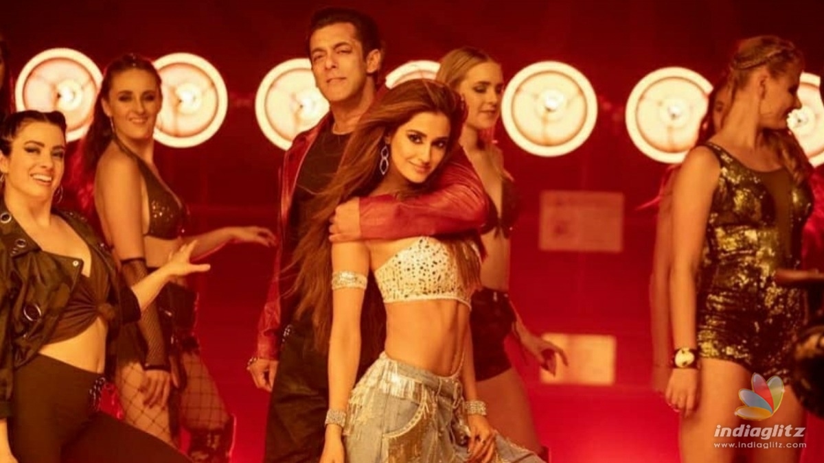 Salman Khan talks about his pairing and kissing scene with Disha Patani