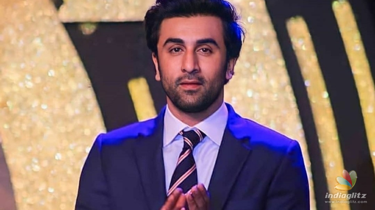 Ranbir Kapoor faces a minor police problem