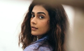 Actress Akansha Singh to play Ajay's wife in 'Mayday'.