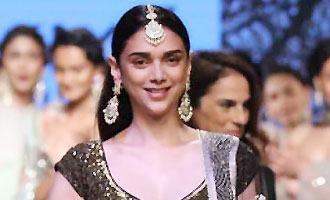 Aditi Rao Hydari praises 'Padmavati' stars