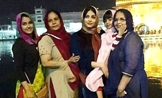 Aishwarya Rai Bachchan visits Golden Temple with daughter Aaradhya