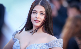 Aishwarya as Glam Singer in 'Fanney Khan'