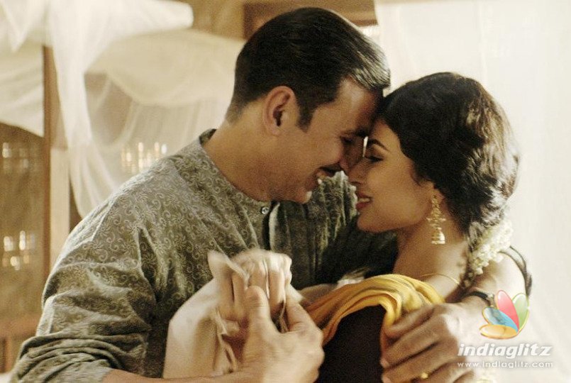 Naino Ne Baandhi From ‘Gold’ has Akshay Kumar Romancing Mouni Roy