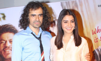 Anushka Sharma & Imtiaz Ali at 'Jab Harry Met Sejal' Trailer Launch