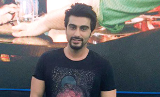 Arjun Kapoor flags off Women's Drive event