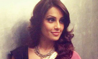 Finally! Bipasha Basu to marry!!