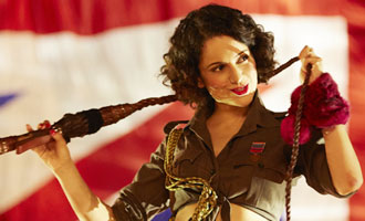 'Rangoon' first track 'Bloody Hell' - Kangana looks ferociously stunning!