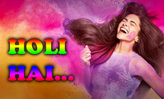 Deepika Padukone enjoys Holi in advance: SEE Here's How!