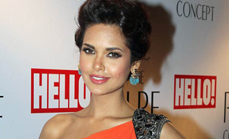 Esha Gupta confirms being part of 'Commando 2'