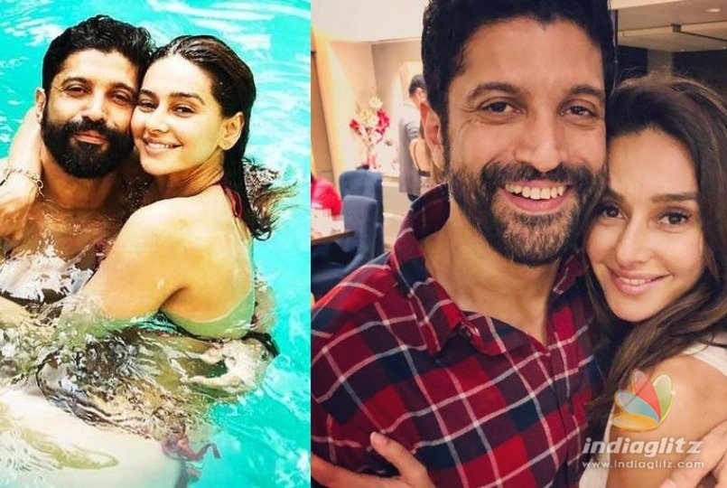 Farhan Akhtar & Shibani Dandekar’s Holiday Pics From Mexico Are Going Viral!