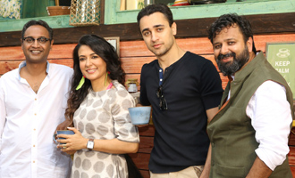 Imran Khan & Nikhil Advani at On Location Shoot of Mini Mathur's Show 'The Mini Truck'