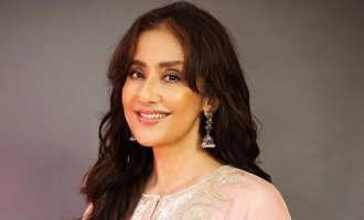 Manisha Koirala Reveals Struggle on Set of 'Heeramandi' â Fans Applaud Her Grit!