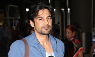 Rajeev Khandelwal Spotted at International Airport