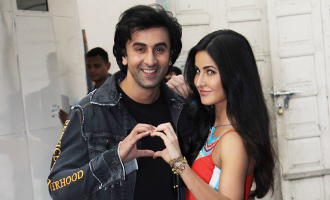 Katrina & Ranbir Spotted at Mehboob Studio