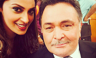 Rishi Kapoor's drunken tribute to Amitabh Bachchan