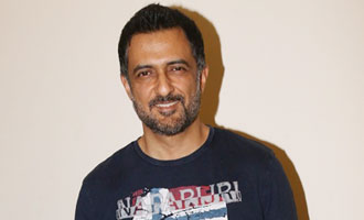 'Mona Darling' is not erotic thriller: Sanjay Suri