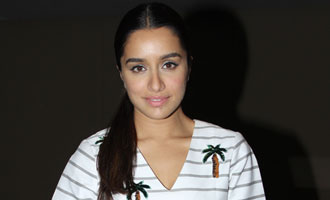 Shraddha Kapoor bitten by travel bug