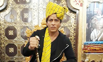 SRK relishes Rajasthani thali in Jaipur