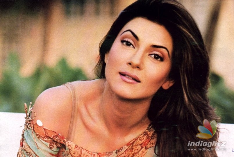 Watch Sushmita Sen Sharing A ‘Rohman’tic Moment With Her Beau!