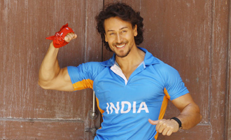 Tiger Shroff at 'Munna Michael' Ad Shoot