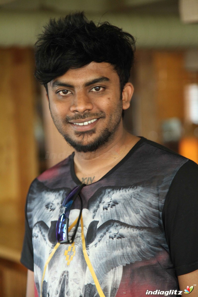 3 Peg Video Album- Chandan Shetty