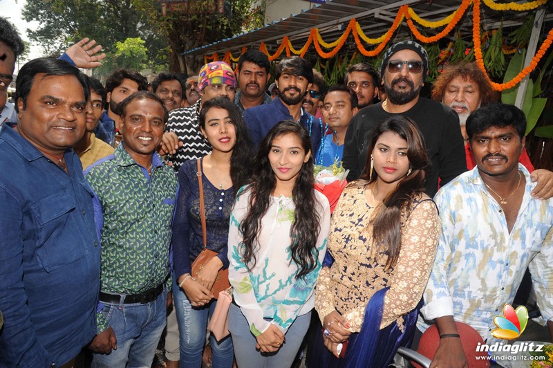 Aaguthaka Movie Launch