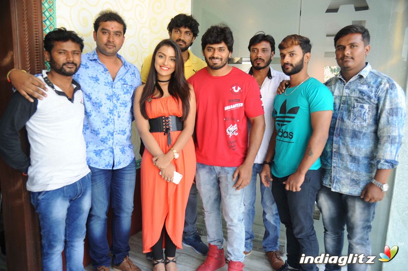 Apthamithraru Film Press Meet