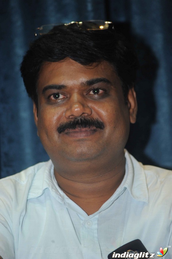 Eleyaru Naavu Geleyaru Film Press Meet