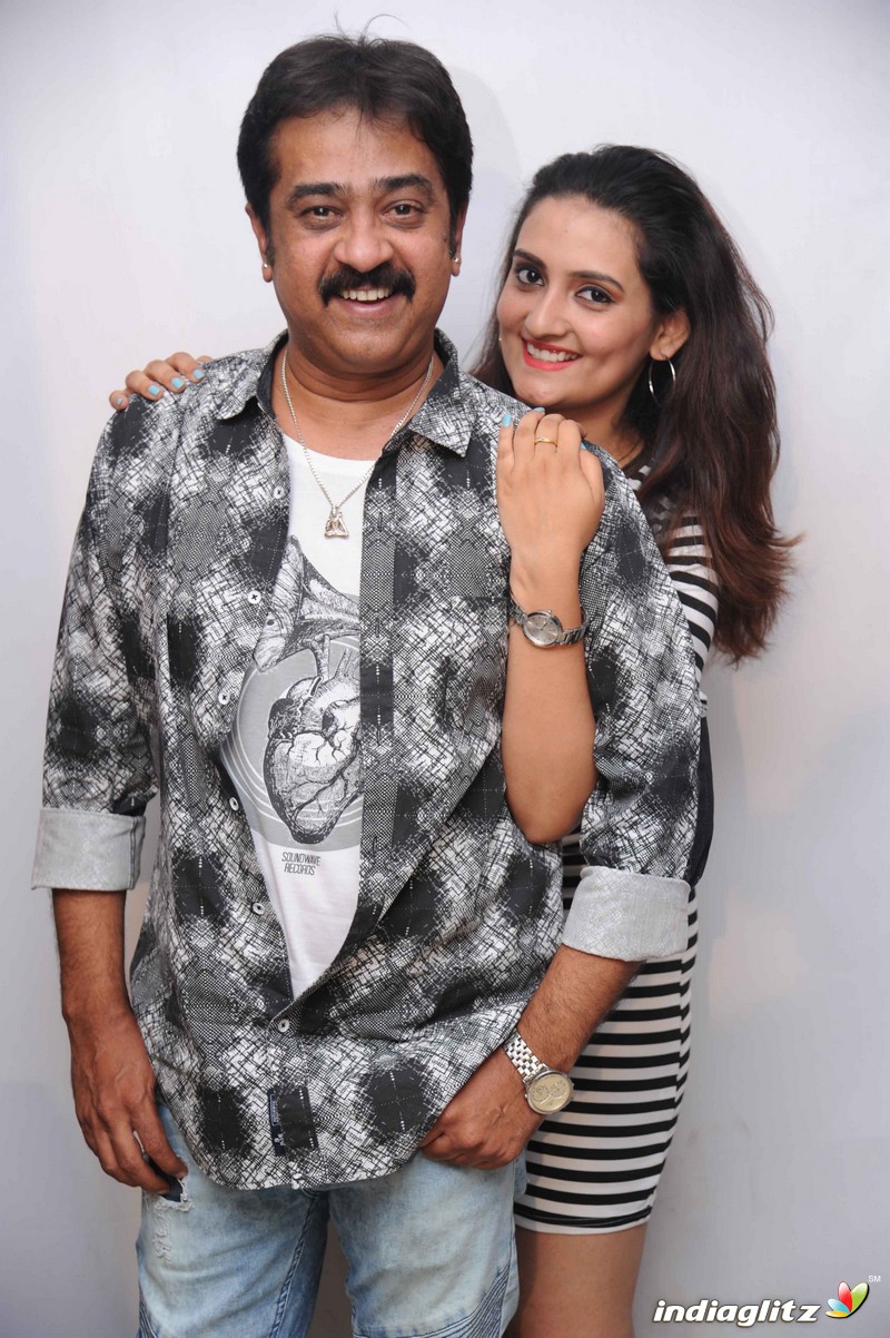 'Hello Mama' Film Press Meet