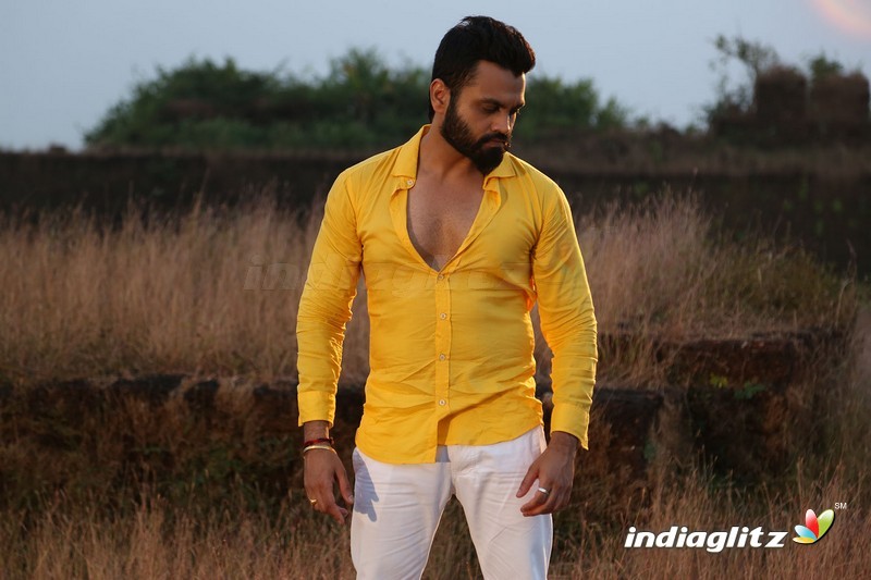 LATEST KANNADA FILM STILLS