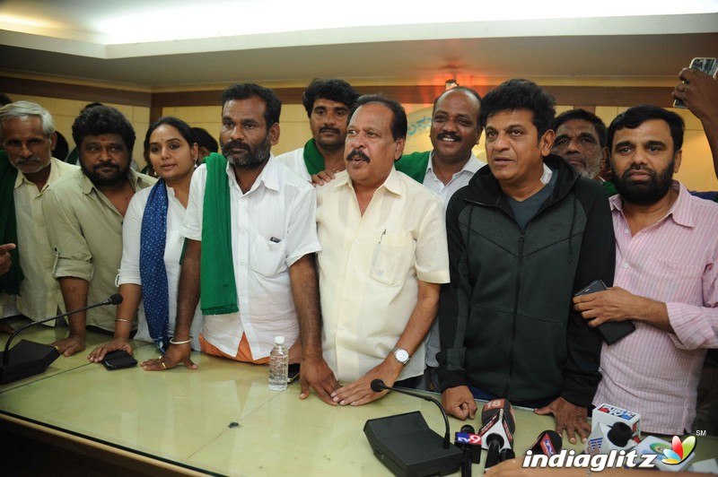 Mahadayi Kalasa Banduri Press Meet in KFCC