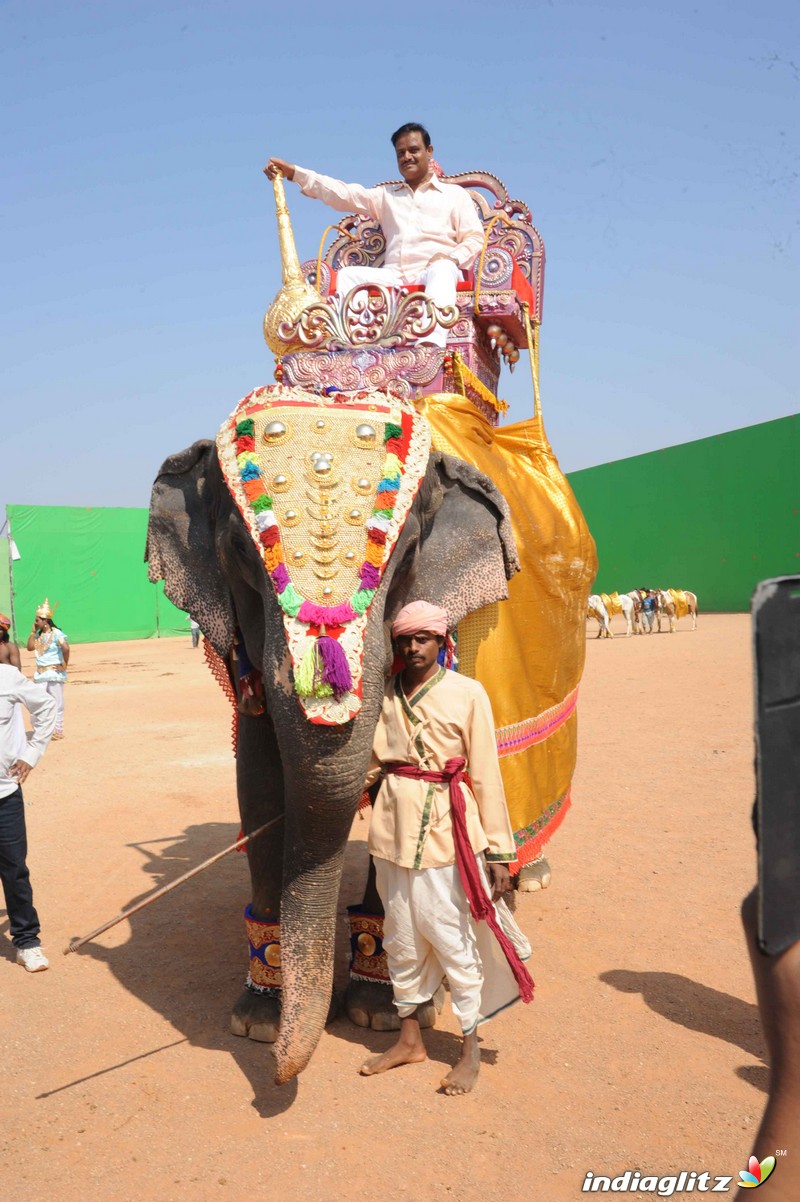 Muniratna Kurukshetra Shooting Ramoji Rao Film City Hyderabad