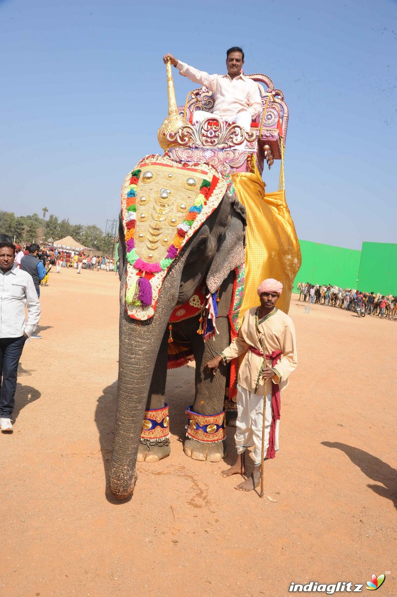 Muniratna Kurukshetra Shooting Ramoji Rao Film City Hyderabad