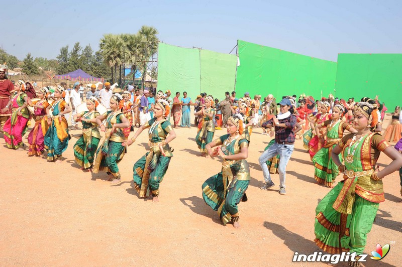 Muniratna Kurukshetra Shooting Ramoji Rao Film City Hyderabad