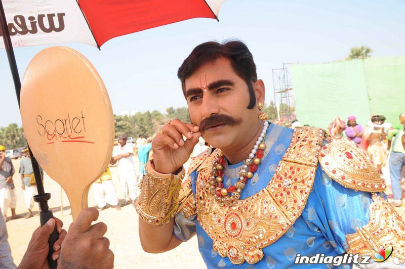 Muniratna Kurukshetra Shooting Ramoji Rao Film City Hyderabad