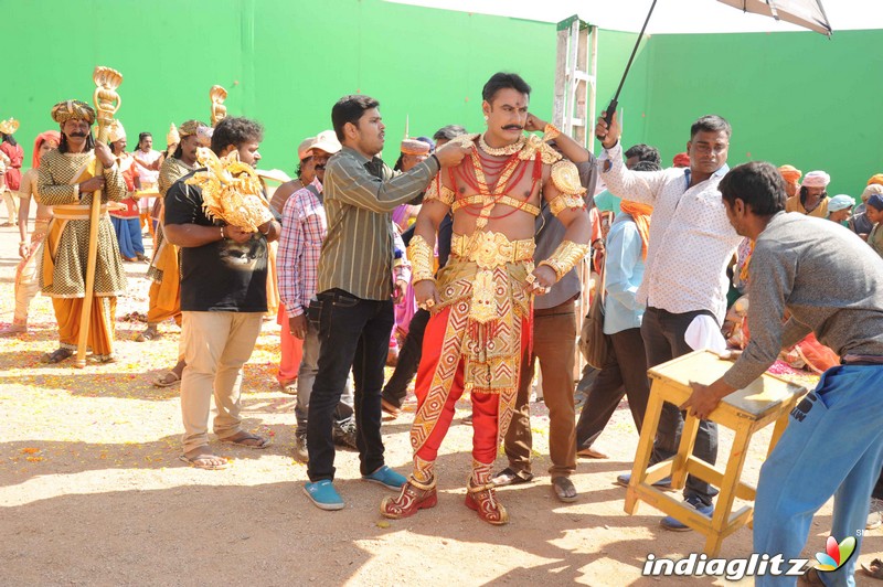 Muniratna Kurukshetra Shooting Ramoji Rao Film City Hyderabad