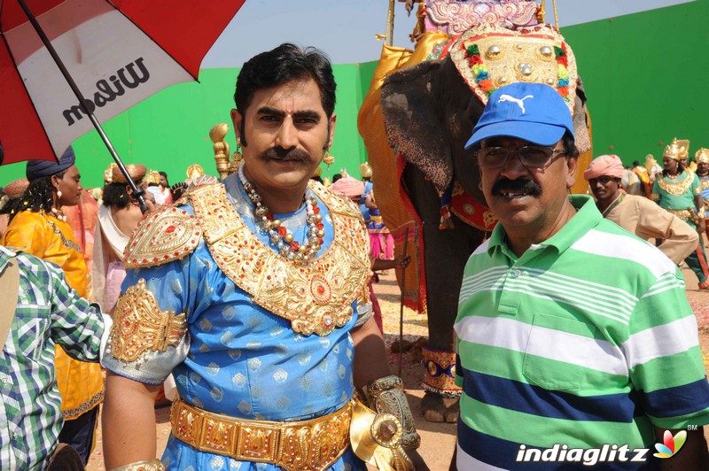 Muniratna Kurukshetra Shooting Ramoji Rao Film City Hyderabad