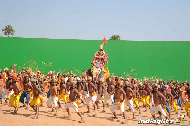 Muniratna Kurukshetra Shooting Ramoji Rao Film City Hyderabad