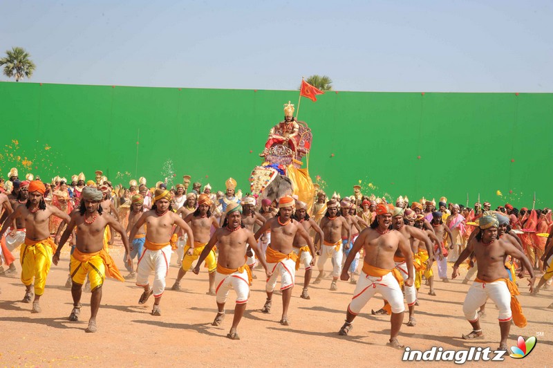 Muniratna Kurukshetra Shooting Ramoji Rao Film City Hyderabad