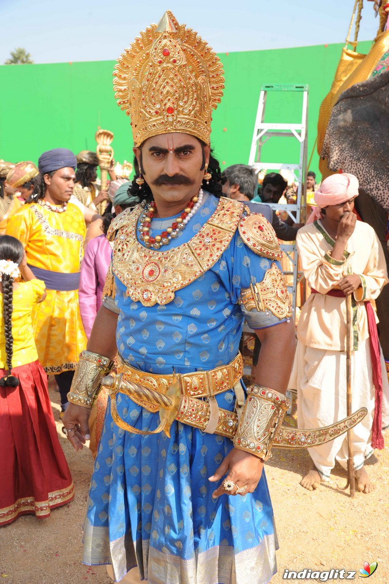 Muniratna Kurukshetra Shooting Ramoji Rao Film City Hyderabad