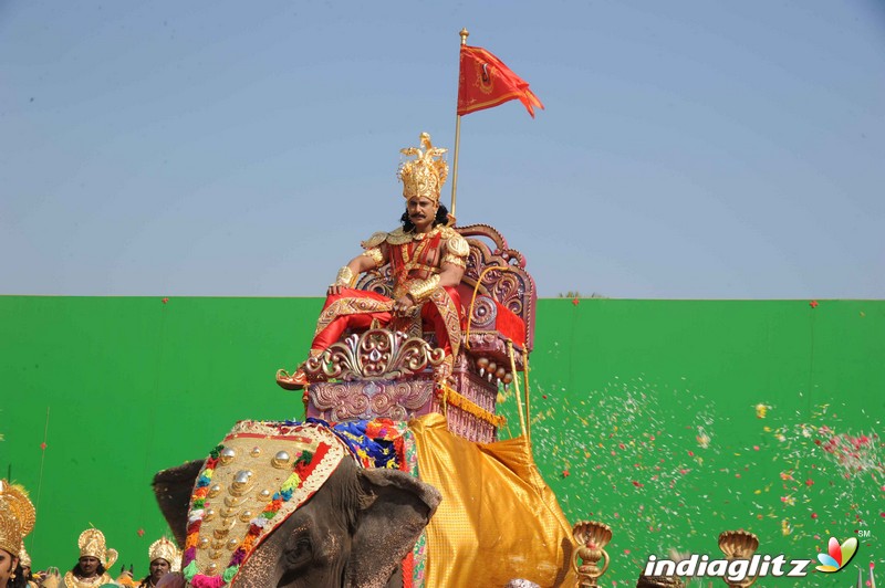 Muniratna Kurukshetra Shooting Ramoji Rao Film City Hyderabad