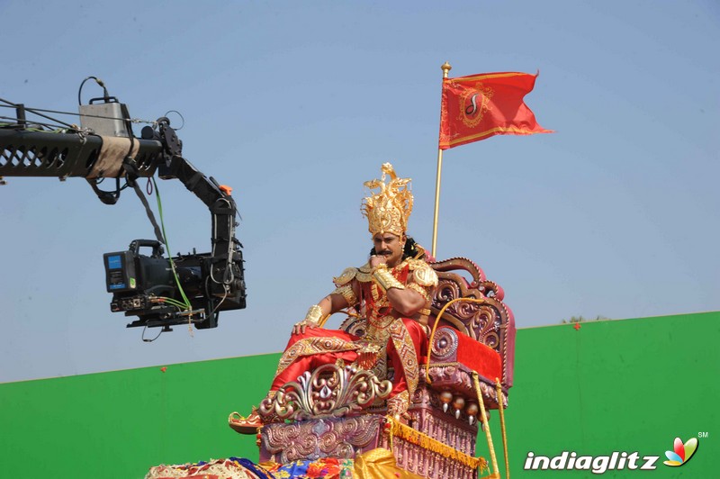 Muniratna Kurukshetra Shooting Ramoji Rao Film City Hyderabad