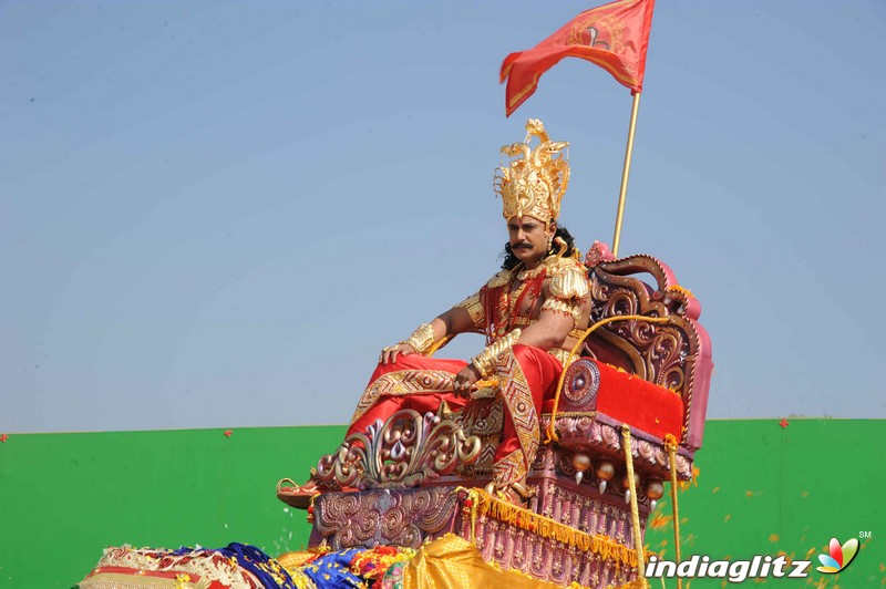 Muniratna Kurukshetra Shooting Ramoji Rao Film City Hyderabad