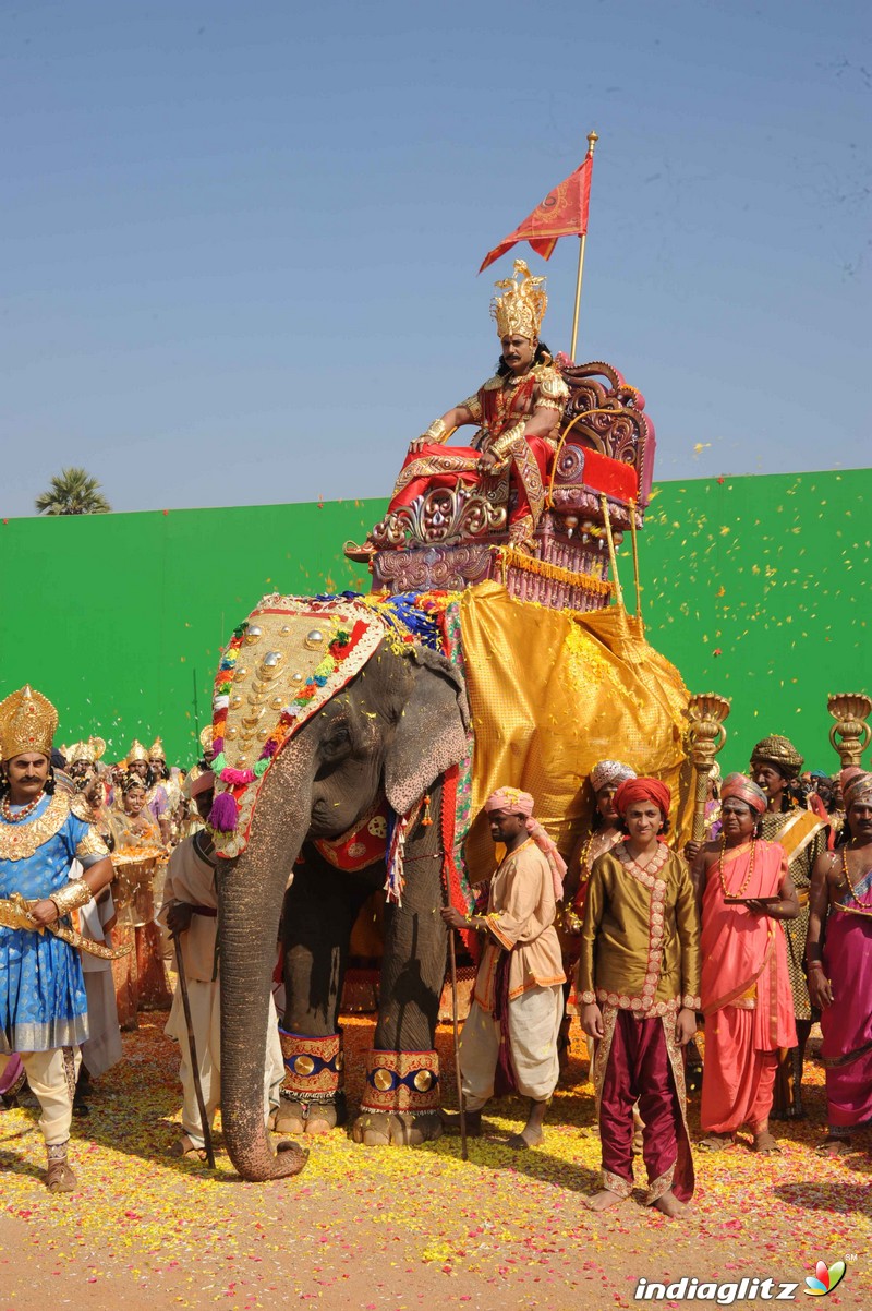 Muniratna Kurukshetra Shooting Ramoji Rao Film City Hyderabad