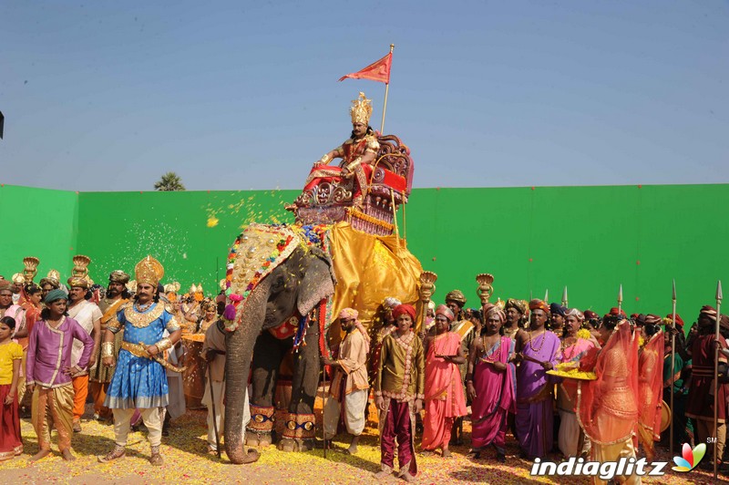 Muniratna Kurukshetra Shooting Ramoji Rao Film City Hyderabad