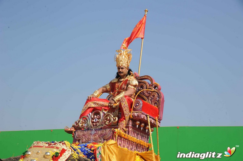 Muniratna Kurukshetra Shooting Ramoji Rao Film City Hyderabad