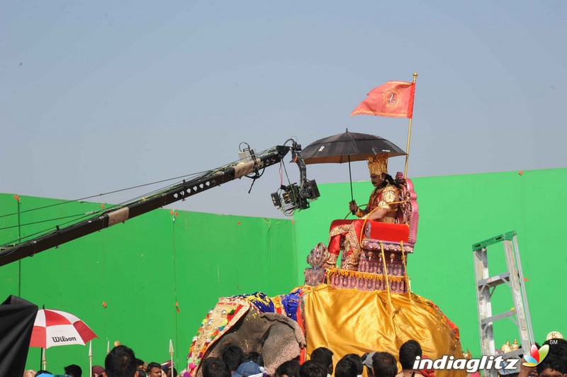 Muniratna Kurukshetra Shooting Ramoji Rao Film City Hyderabad