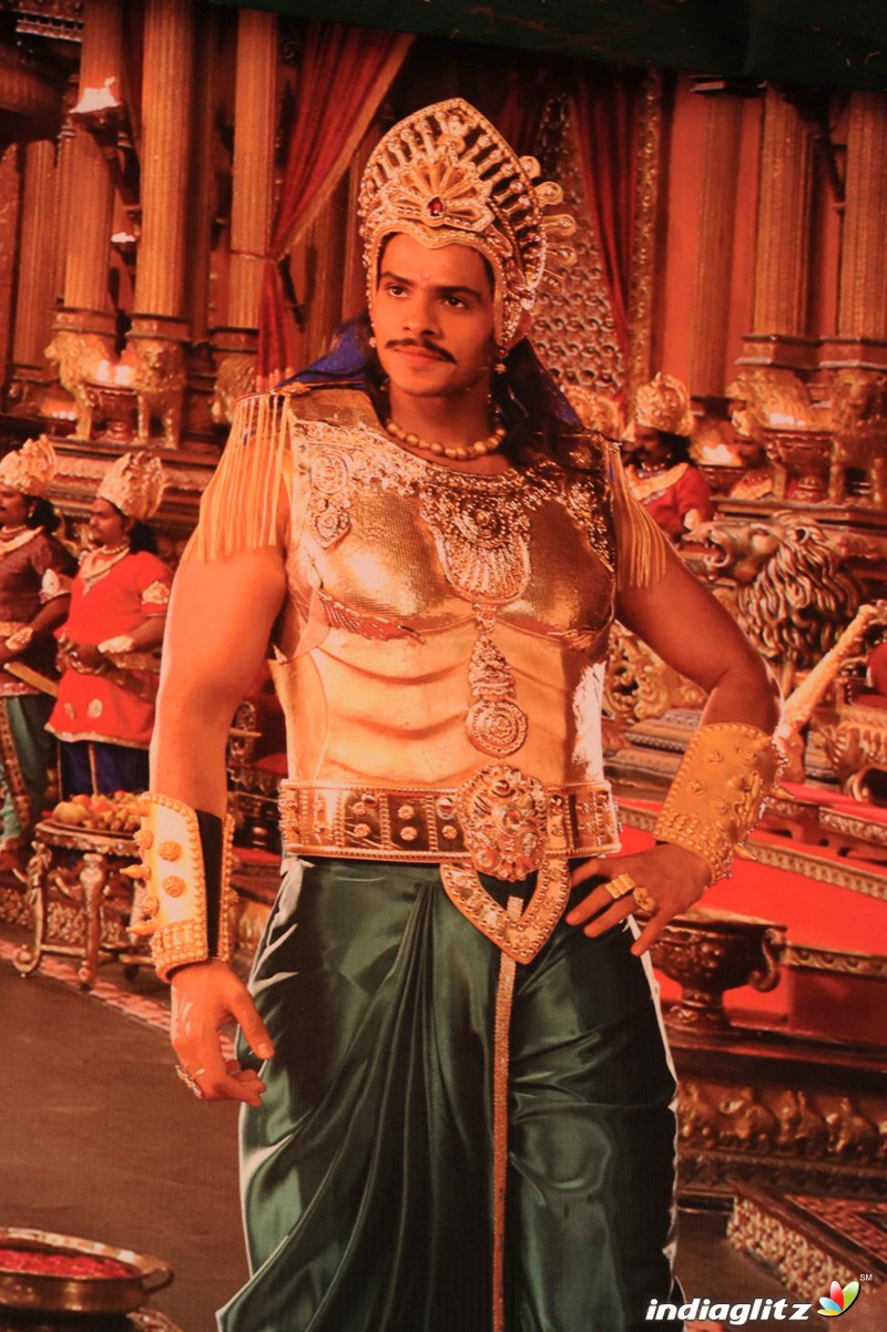 Muniratna Kurukshetra Shooting Ramoji Rao Film City Hyderabad