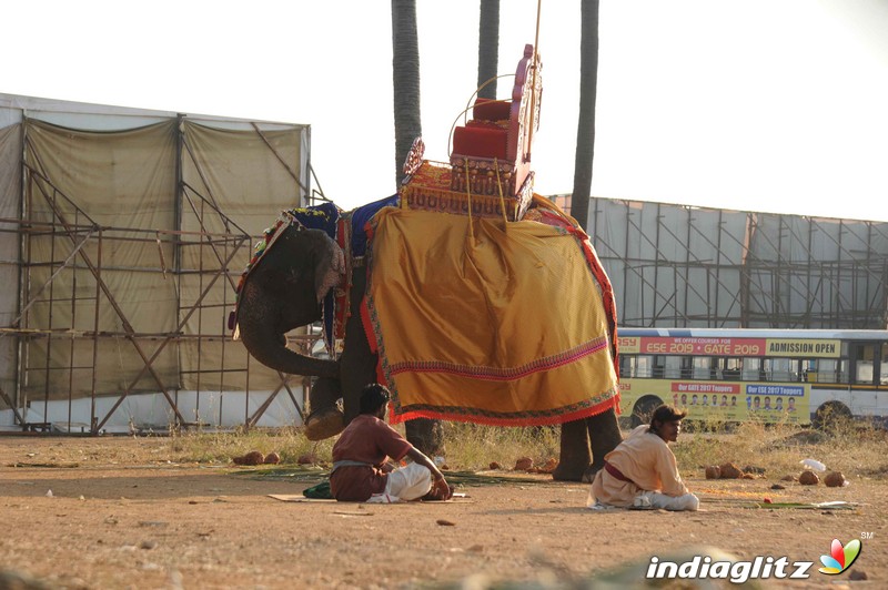 Muniratna Kurukshetra Shooting Ramoji Rao Film City Hyderabad